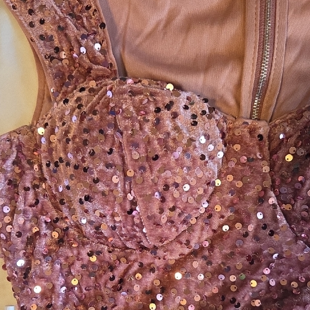 SHEIN Glittering Pink Sequin Dress - Picture 6 of 9